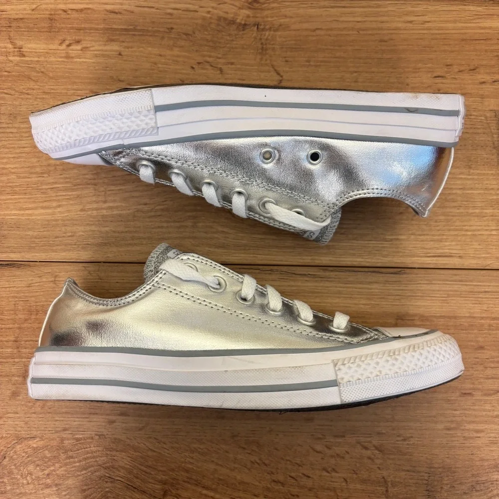 CONVERSE Chuck Taylor All Star Sneakers Silver Metallic Glitter Women Size 6.5